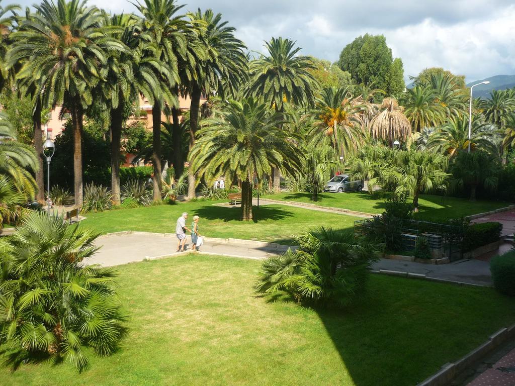 Hotel Europa Arma di Taggia Exterior photo